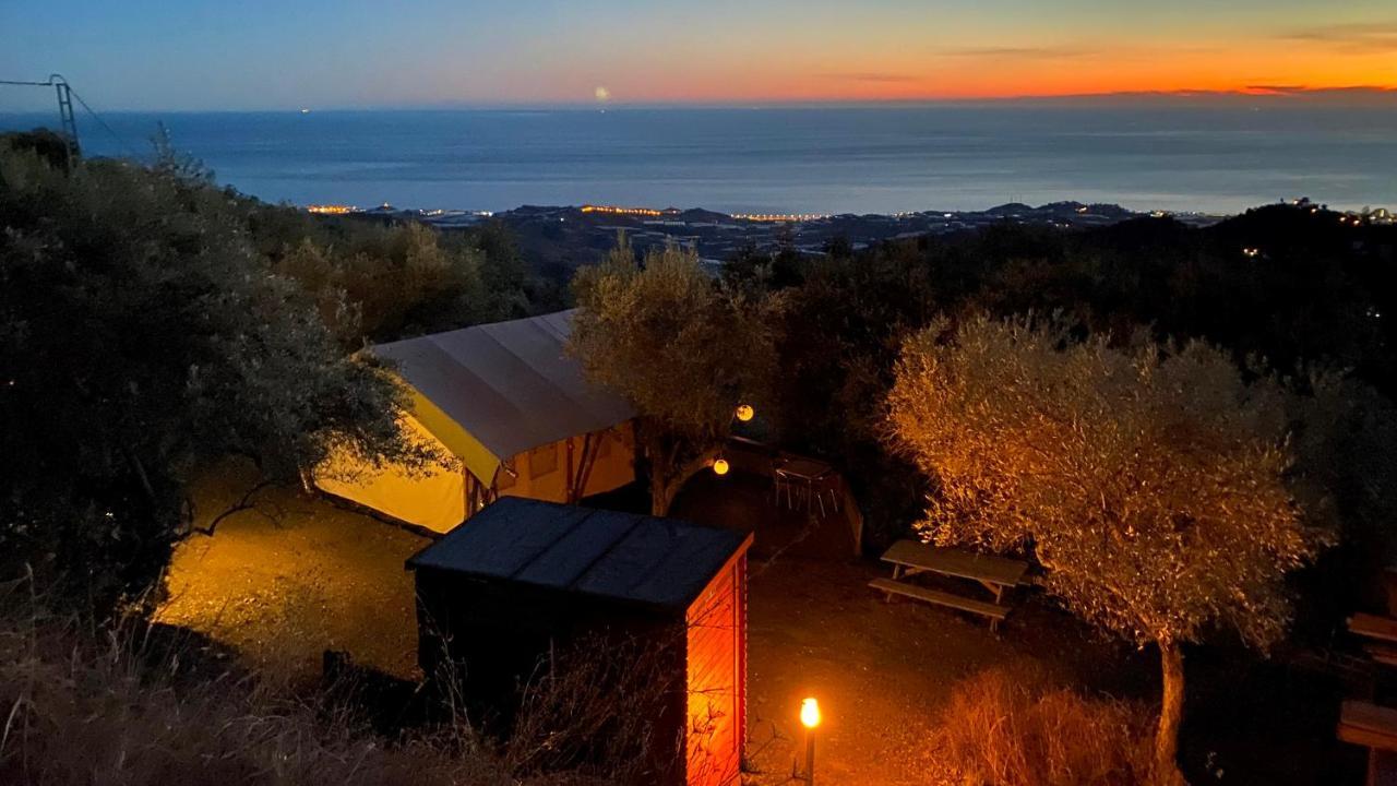 Campo Agave Luxury Tents Sayalonga Exterior foto
